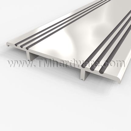 らむ Zero 1684 Carpet Divider | TMHardware.com